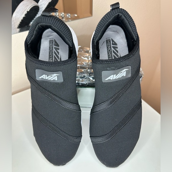 NWOT AVIA Men’s Black Memory Foam No Tie Slip On Shoes- size 9.5 - Picture 1 of 6
